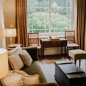 https://beautiful-grade-ii-listed-gatehouse-in-great-location.yorkshirehotels.net