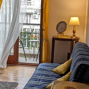 https://old-town-studio-victoriei-2.bucharesthotelsnow.com